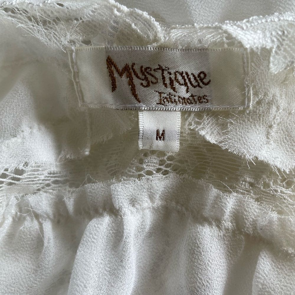 Mystique Intimates Size Medium - Picture 4 of 5